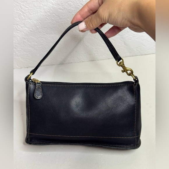 Coach Handbags - Old Coach 9311 Rare Made In USA Hand Bag Pouch Black Vintage